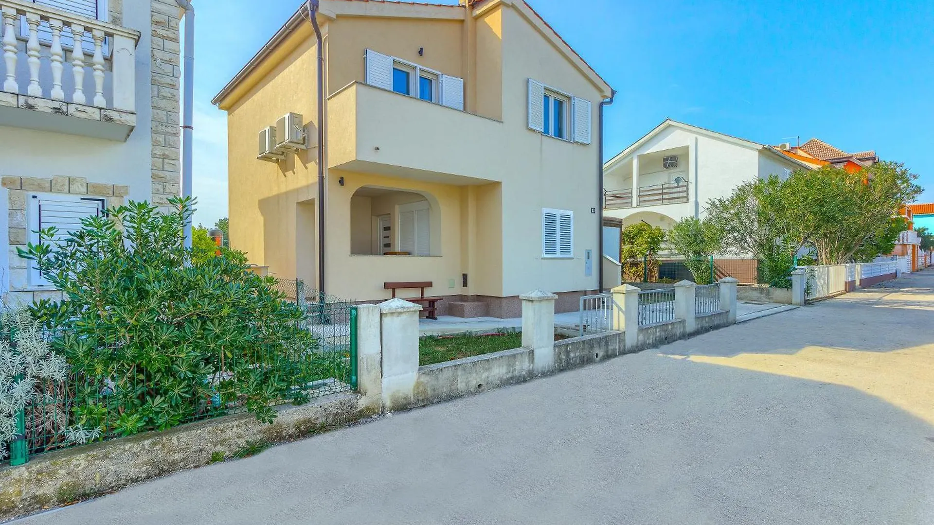 Apartment Queen'S Pearl - Ninske Vodice